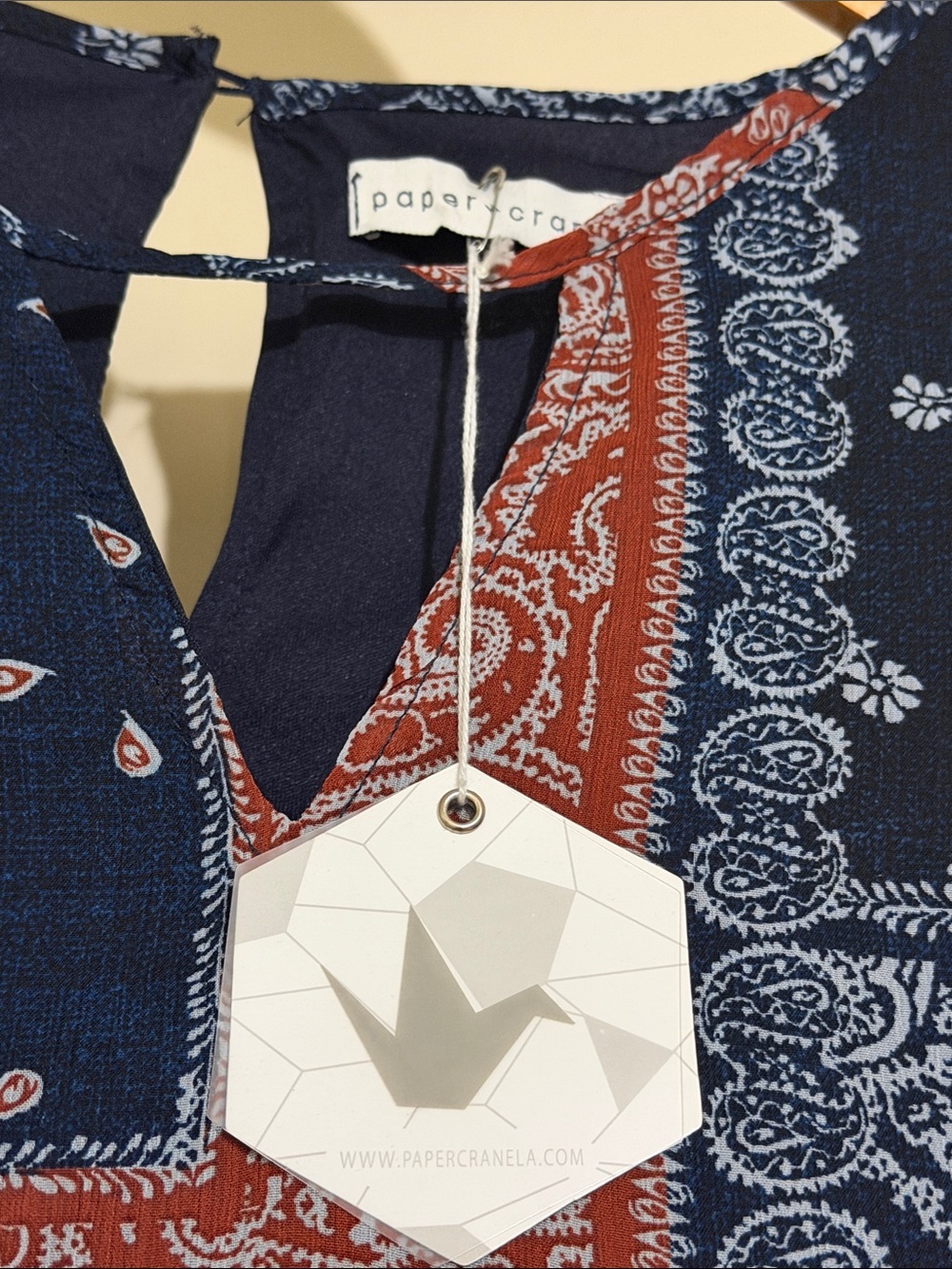 Paper + Crane top - Picture 2 of 5